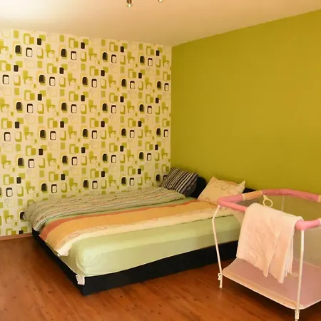 Lovely At Apartment *