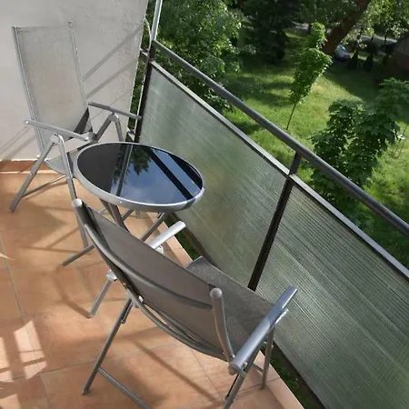 Apartment Lovely At Balatonfenyves